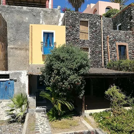La Casa Di Via Lungomare Dom wakacyjny Santa Marina Salina