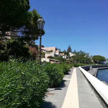 La Casa Di Via Lungomare Santa Marina Salina
