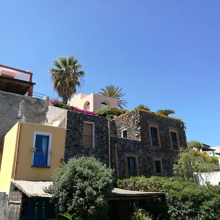 La Casa Di Via Lungomare 圣马丽娜－萨利娜
