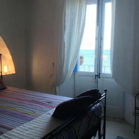 度假居 La Casa Di Via Lungomare *